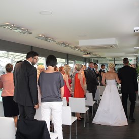 Hochzeit: Trauung in der Skylounge! - Volkswagen Arena
