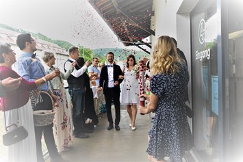 Hochzeit: Eingangsbereich - Gleis4 Albstadt