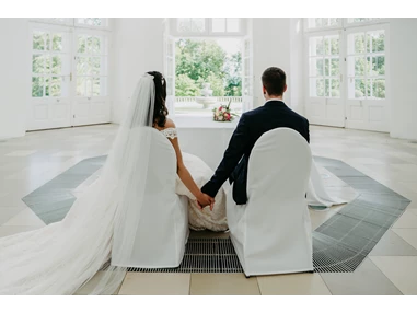 Hochzeit: Ansicht des Oktogons Richtung Park - Orangerie im Schlosspark Eisenstadt