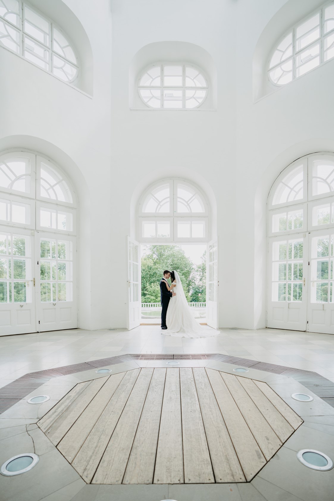 Hochzeit: Ansicht des Oktogons Richtung Park - Orangerie im Schlosspark Eisenstadt