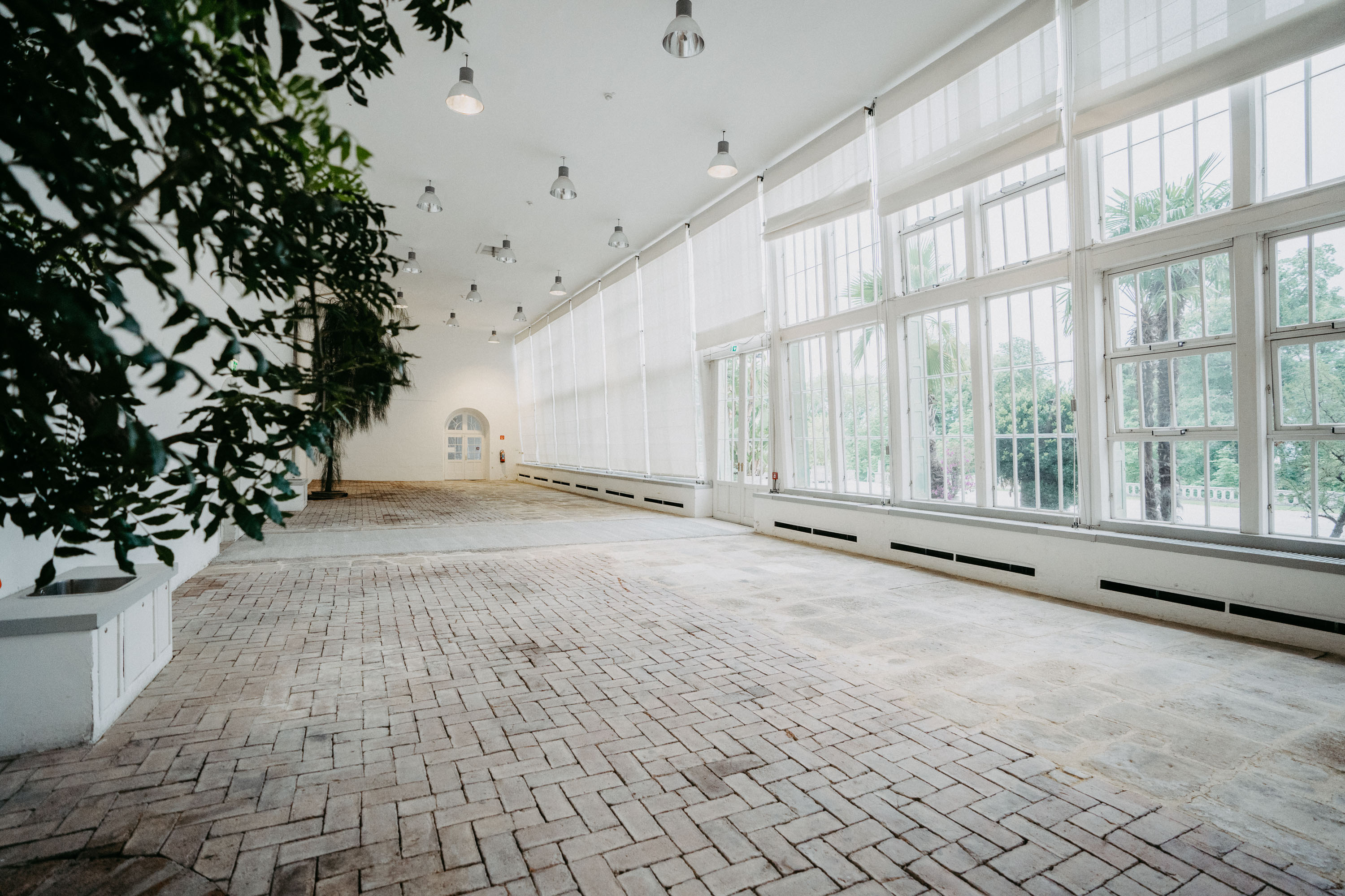 Orangerie im Schlosspark Eisenstadt Informatie over de balzalen Oost vleugel