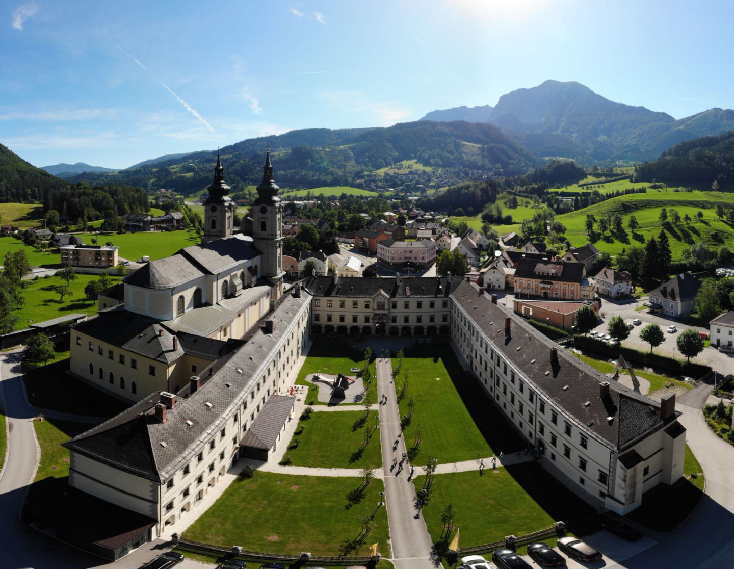 Hochzeit: Stiftsinnenhof - JUFA Hotel Spital am Pyhrn*** 
