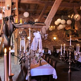 Hochzeit: Gastraum der Romantischen Scheune - Romantische Scheune