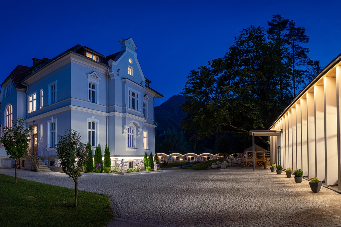 Hochzeit: Unser Festsaal bietet Platz für bis zu 200 Gäste.  - Villa Bergzauber