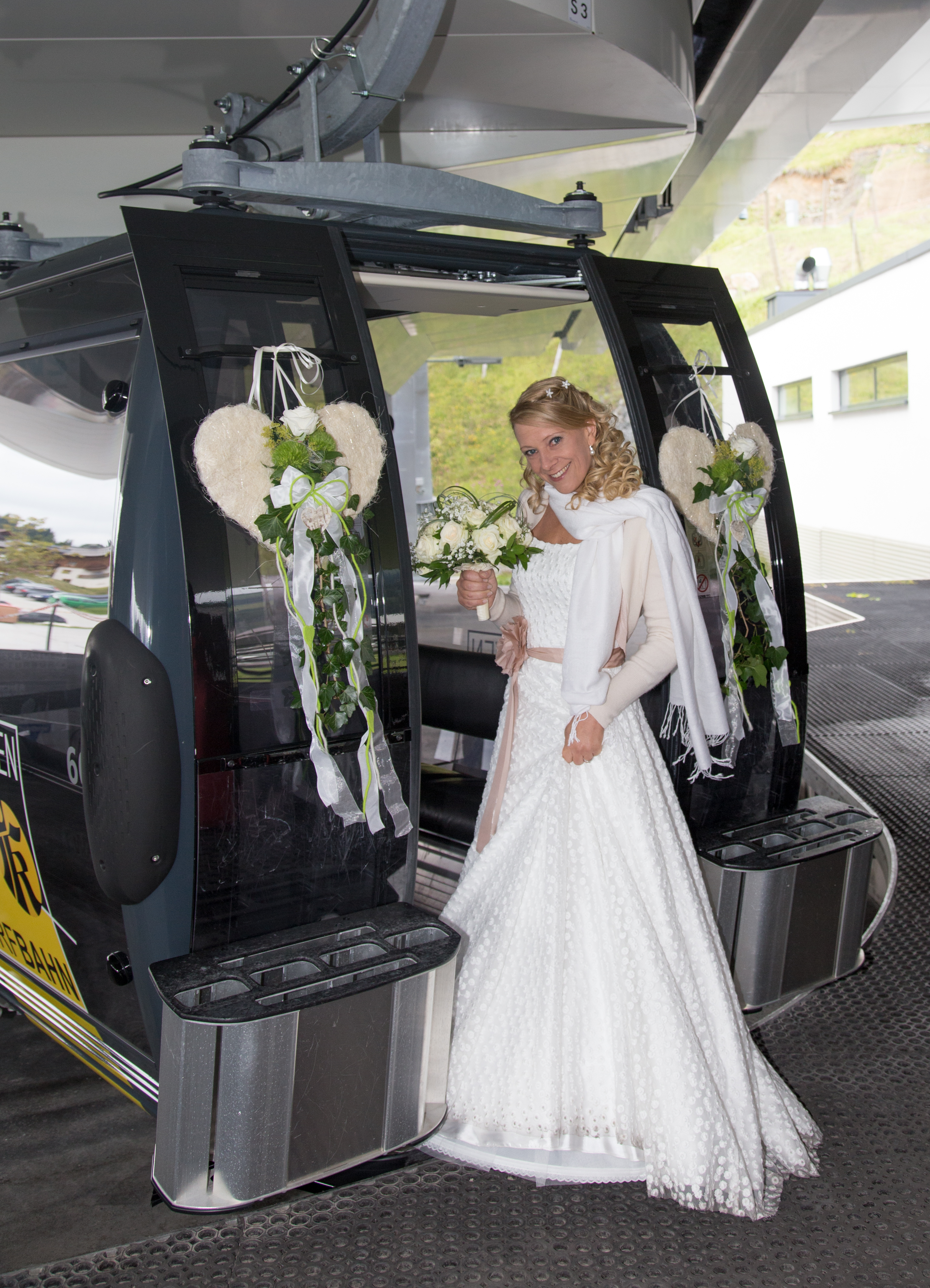 Hochzeit: Hochzeit Juli 2016 | Hochzeitsgondel - Bergrestaurant Gipfeltreffen | Zillertal Arena
