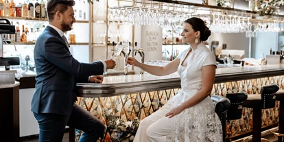 Hochzeit - Parkplatz: Busparkplatz - Passail - Salon Marie - Grand Hôtel Wiesler
