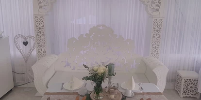 Bruiloft - Ratingen - Brautstuhl mit Brauttisch - Monte Cristo