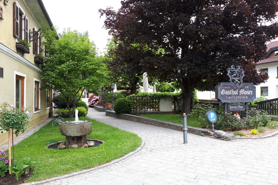 Hochzeitslocation: Unser Haupteingang - Gasthof-Hotel Moser/ Hochzeitsstadl