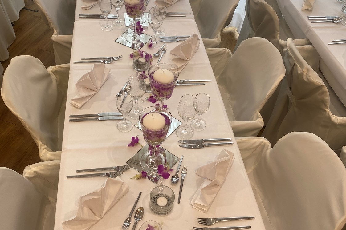 Hochzeit: Da wir auch Catering machen unsere Tischdekoration  - Schlosscafe Location & Konditorei / Restaurant