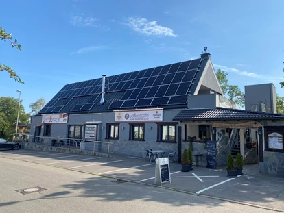 Mariage - Region Stuttgart - Unser Schlosscafe direkt am Thermalbad mit genügend Parkplätze  - Schlosscafe Location & Konditorei / Restaurant