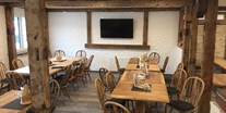 Hochzeit - Pfullingen - Unser Restaurant Schlosscafe mit 80  Personen max. - Schlosscafe Location & Konditorei / Restaurant