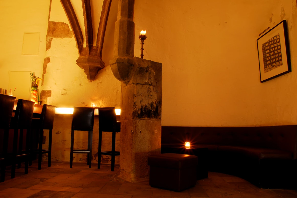 Hochzeitslocation: Loungebestuhlung - 1460 Veranstaltungsraum