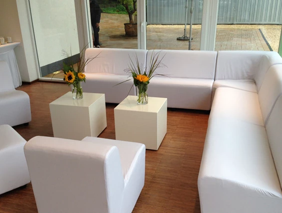 Hochzeit: Lounge - Seepavillon