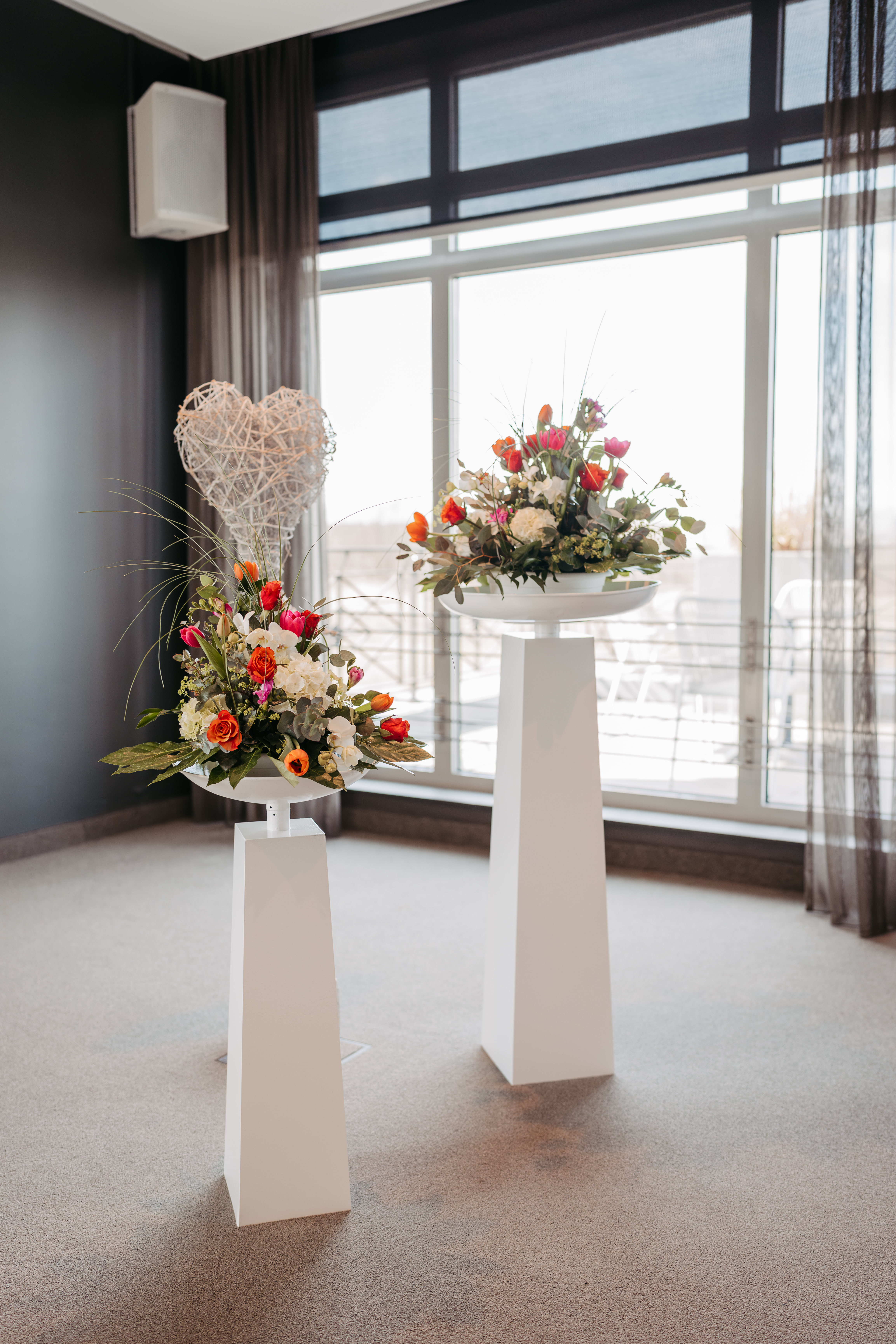 Hochzeitslocation: Blumen-Deko - Van der Valk Hotel Berlin Brandenburg