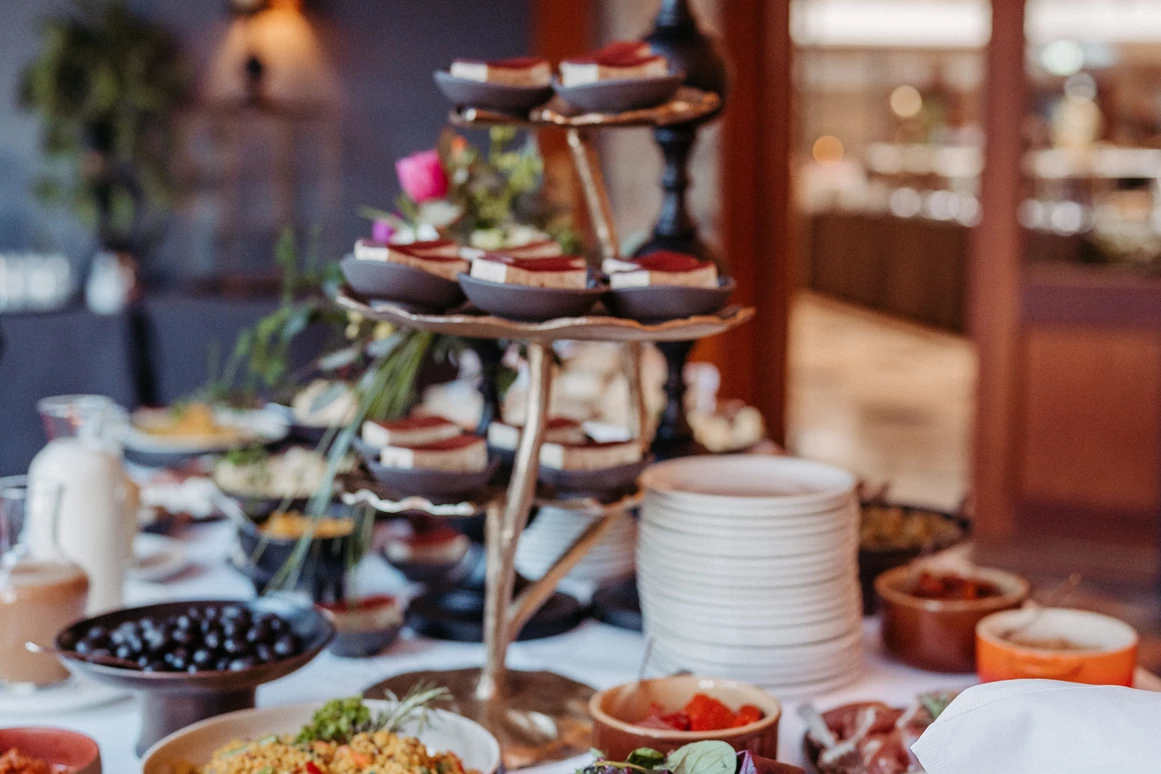 Hochzeit: Buffett - Van der Valk Hotel Berlin Brandenburg