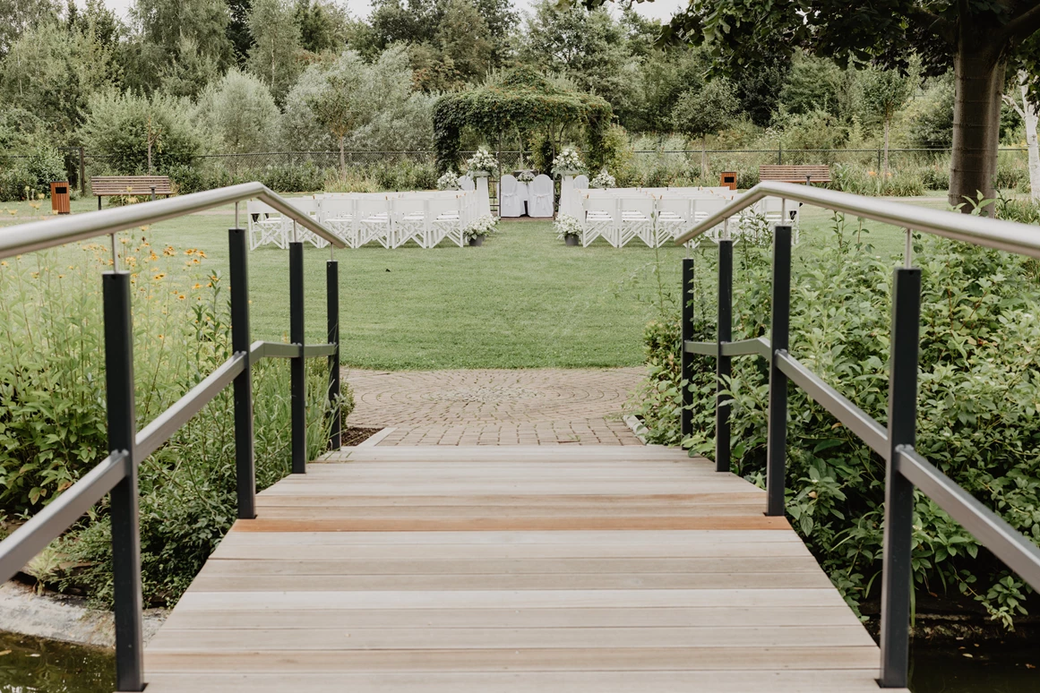 Hochzeit: Außentrauung - Van der Valk Hotel Berlin Brandenburg