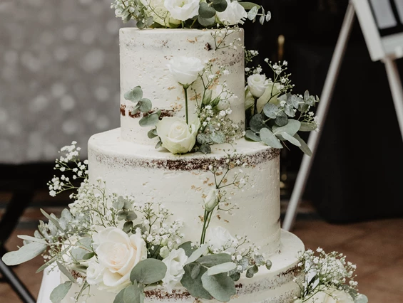Hochzeit: Hochzeitstorte - Van der Valk Hotel Berlin Brandenburg