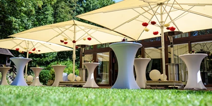 Hochzeit - Ober-Olm - Empfang auf der Terrasse - Villa im Tal