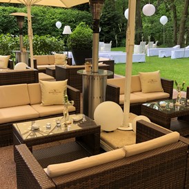 Hochzeit: Lounge und freie Trauung - Villa im Tal