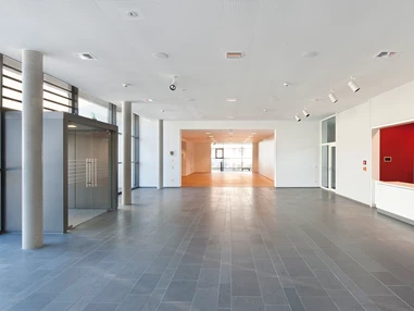 Hochzeitslocation: Das Eingangsfoyer der Hohenstaufensaals. - Hohenstaufensaal