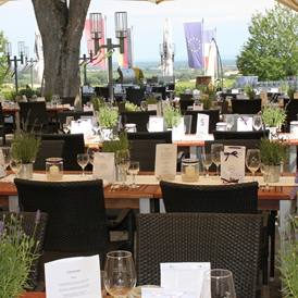 Hochzeit: Die Feier auf der Weintorterrasse - Deutsches Weintor Restaurant