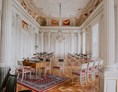 Hochzeit: Festsaal - Bestuhlung für eine Trauung - Schloss Friedrichsfelde