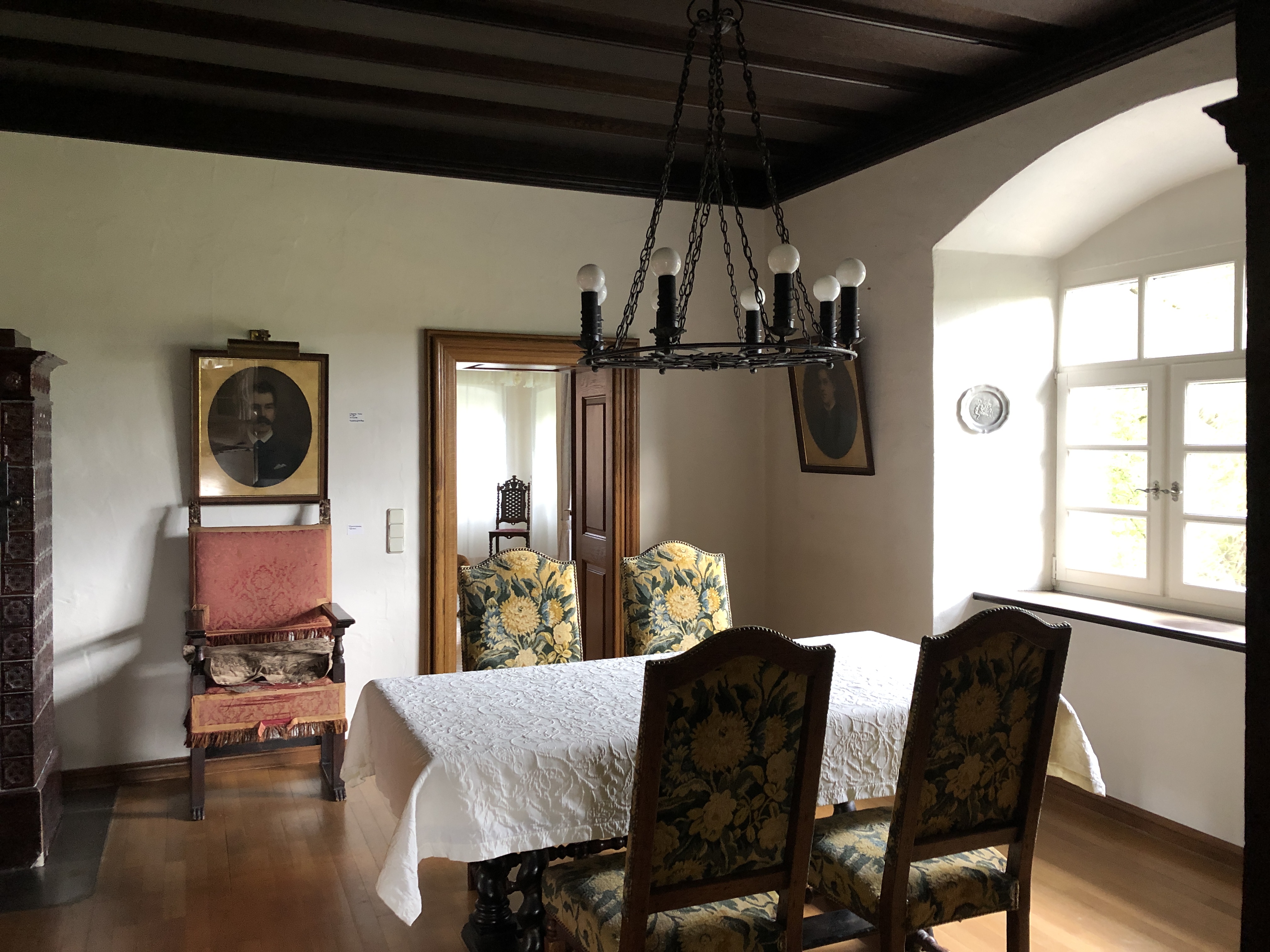 Schloss Maierhofen  Information about the banquet halls Renaissance Room