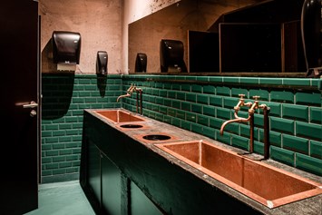 Hochzeit: WC's im Untergeschoss - Altes Pumpenhaus Dresden