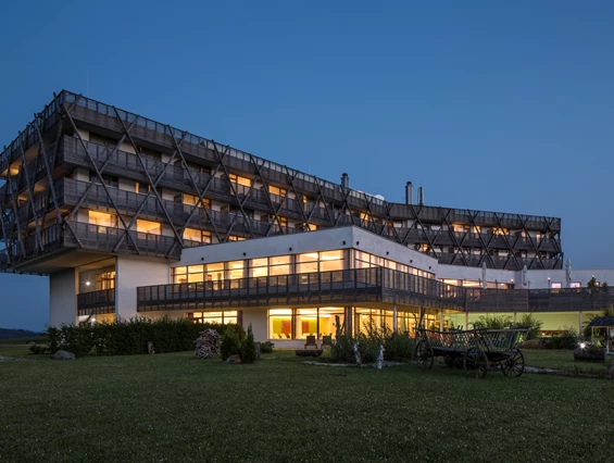 Hochzeitslocation: Abendstimmung im Falkensteiner Bad Leonfelden. - Falkensteiner Hotel & SPA Bad Leonfelden