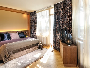 Hochzeitslocation: Zahlreiche Zimmer und Suiten stehen euch und euren Hochzeitsgästen zur Auswahl. - Falkensteiner Hotel & SPA Bad Leonfelden