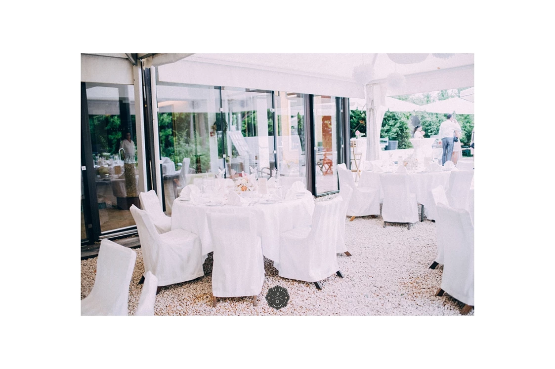 Hochzeit: Die Tafel im freien -unter den Pagodenzelten! - Weingartenhotel Harkamp