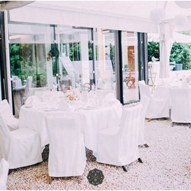 Hochzeit: Die Tafel im freien -unter den Pagodenzelten! - Weingartenhotel Harkamp