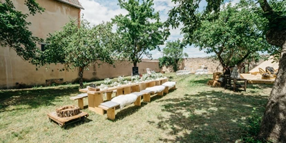 Wedding - Neuhof an der Zenn - Bei Schönwetter kann die Hochzeitsfeier auch auf der Obstwiese stattfinden. - Hotel Riesengebirge