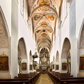 Hochzeit: Stiftskirche Seitenstetten - Der Stiftsmeierhof Seitenstetten