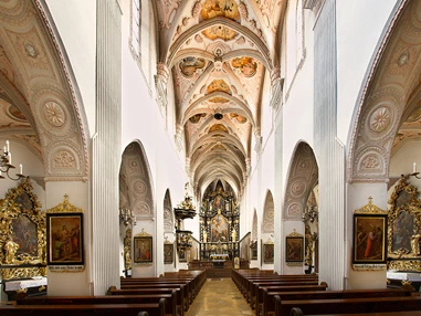Hochzeitslocation: Stiftskirche Seitenstetten - Der Stiftsmeierhof Seitenstetten