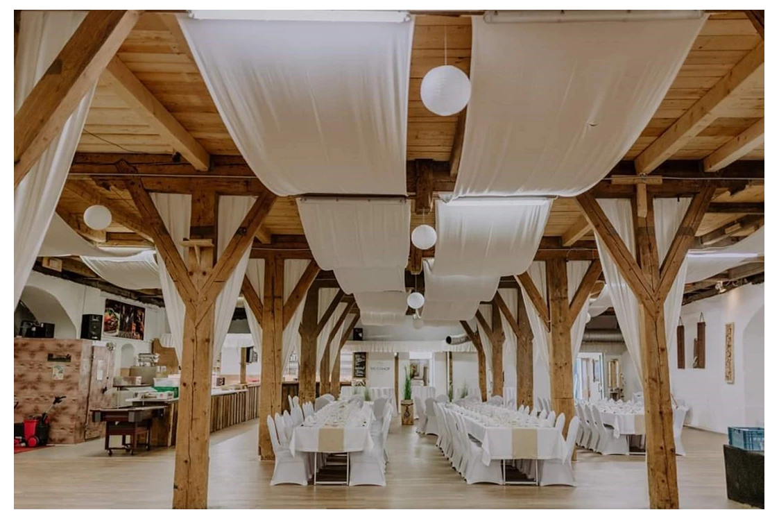 Hochzeit: Der Festsaal vom Meierhof Aigen-Schlägl für eure Traumhochzeit. - Meierhof Aigen-Schlägl