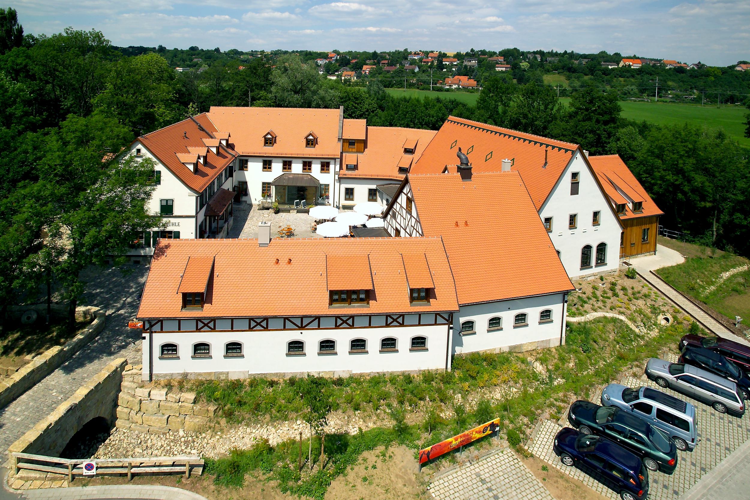 Wedding - Burgebrach - Luftaufnahme Gelände - Kohlenmühle Gasthof & Brauerei