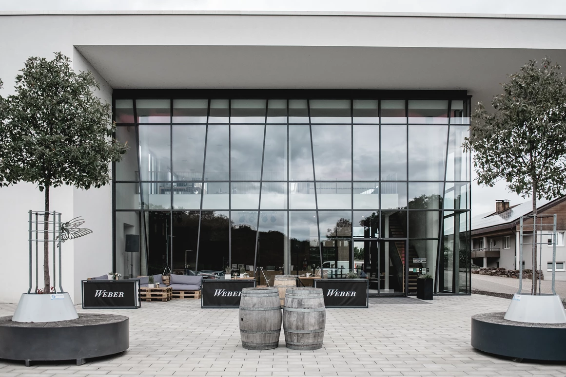 Hochzeitslocation: Frontansicht Weingut - Weingut Weber