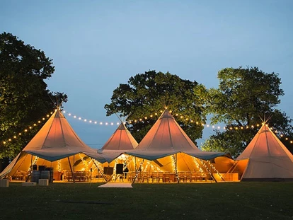 Wedding - Pottenbrunn - Tipis  - Lodge Szilagyi