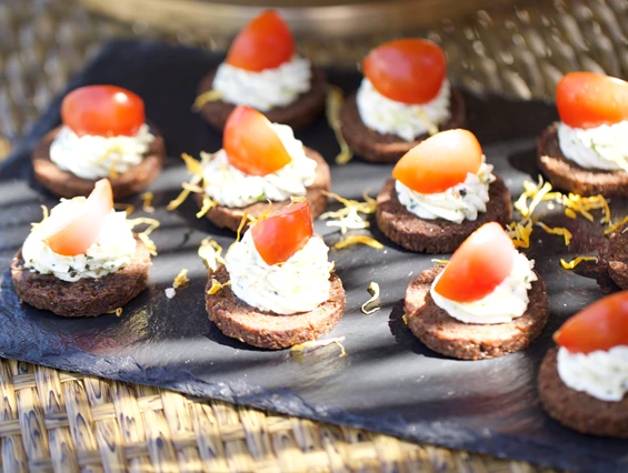 Hochzeitslocation: Beispiel für Häppchen zum Empfang - Unique Eventlocation