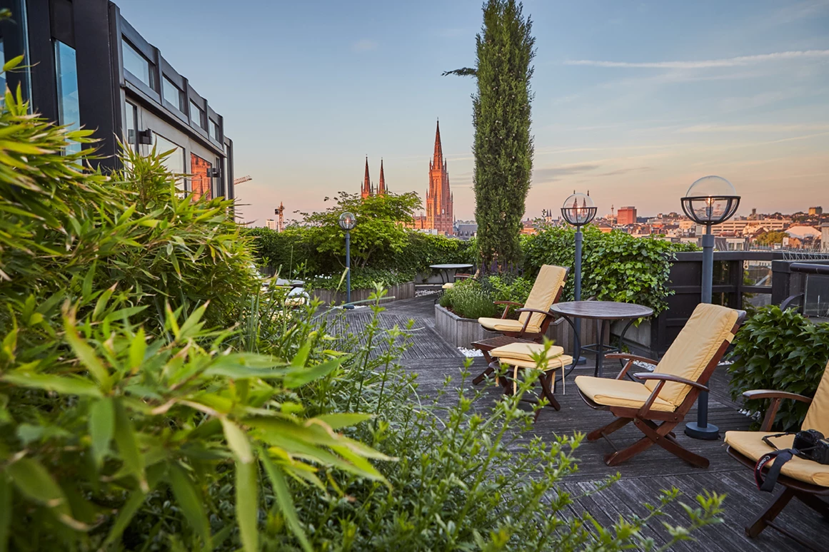 Hochzeit: Nassauer Hof Therme Dachterrasse - Hotel Nassauer Hof
