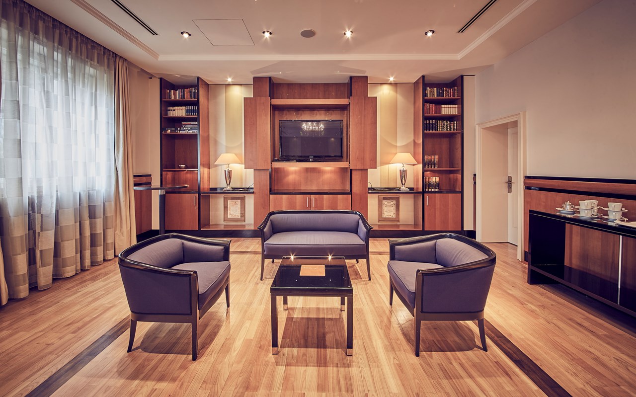 Hotel Nassauer Hof  Information about the banquet halls Prince of Metternich Lounge