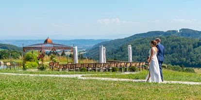 Hochzeit - Natternbach - Genießt die herrliche Aussicht auf eurem Weg zum Ja-Wort. - Hoamat - Essen Feiern Schlafen