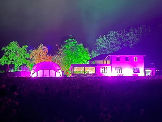 Hochzeitslocation: Party bis in die Morgenstunden auf der Villa Katzenbuckel. - Villa Katzenbuckel