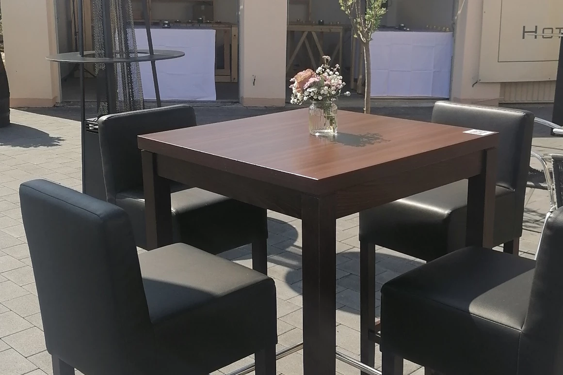 Hochzeitslocation: Villa Katzenbuckel