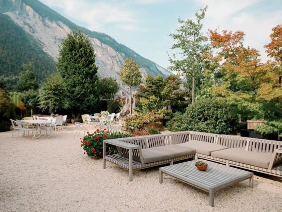 Hochzeit: Die wunderschöne Gartenanlage des Gartenatelier lädt zum Entspannen während der Hochzeitsfeier. - Gartenatelier Domat/Ems