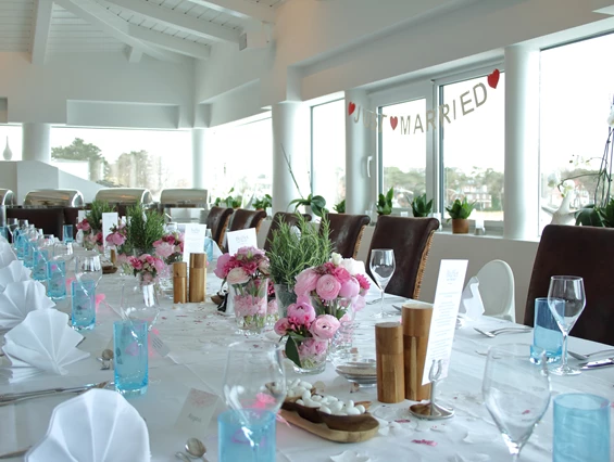 Hochzeit: Obergeschoss "Captains Lounge" 
für bis zu 40 Personen - Restaurant Wolkenlos
