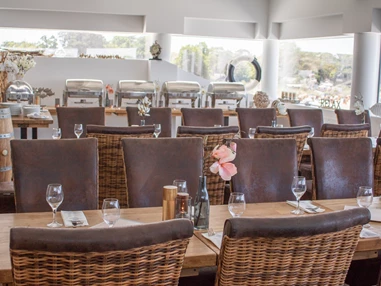 Hochzeit: Captains Lounge - Restaurant Wolkenlos