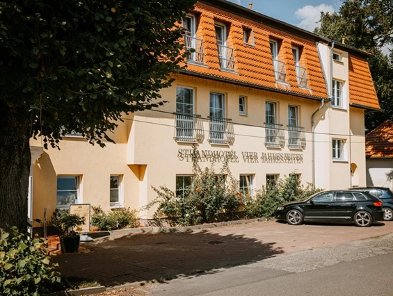 Hochzeitslocation: Strandhotel Vier Jahreszeiten Buckow