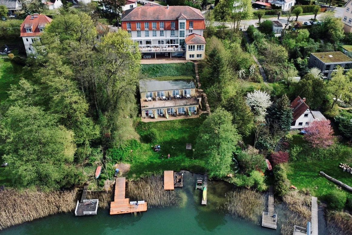 Hochzeitslocation: Strandhotel Vier Jahreszeiten Buckow